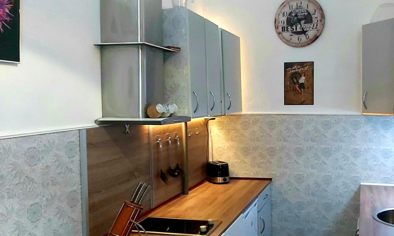Home City Center Terrace Apartment Budapest Exterior photo