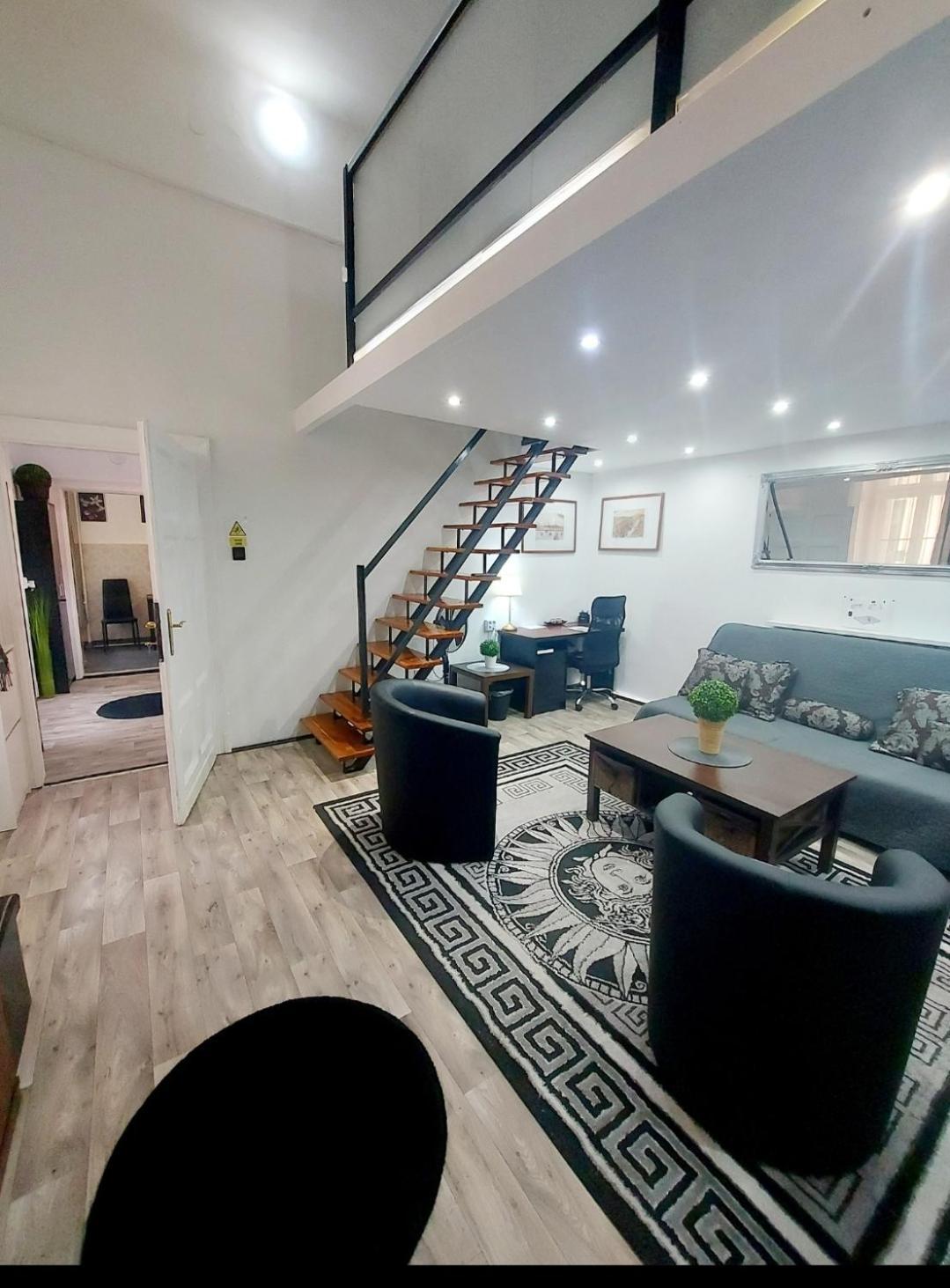 Home City Center Terrace Apartment Budapest Exterior photo